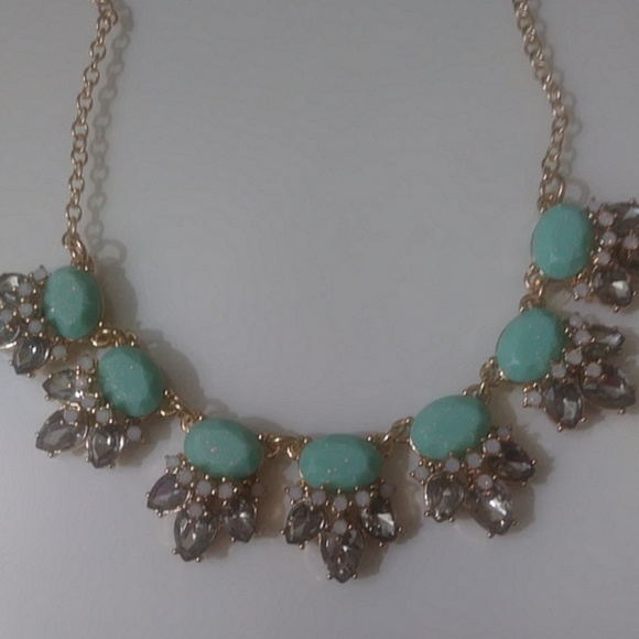 Stella & ruby statement necklace - Picture 3 of 4